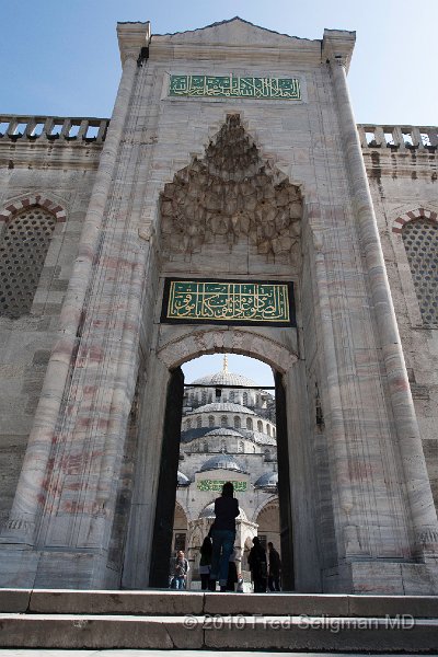 20100401_062516 D3.jpg - Outer entrance to Blue Mosque